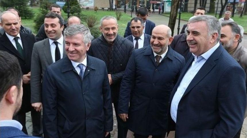 Başkan To&ccedil;oğlu&rsquo;ndan Hendek&rsquo;e M&uuml;jde