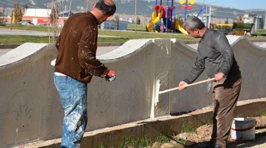 Parklarda Bahar Hazırlığı Temizliği