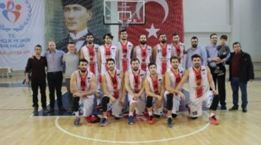 Yalova Group Belediyespor, İlk D&ouml;rt İ&ccedil;inde Yer Almak İstiyor