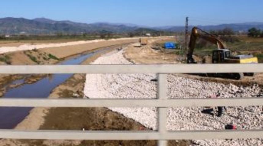 K&uuml;&ccedil;&uuml;k Menderes D&uuml;zenlemesinde Hedef 31 Temmuz