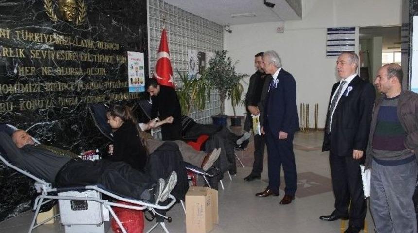 Defterdarlık &Ccedil;alışanları Kan Bağışında Bulundu