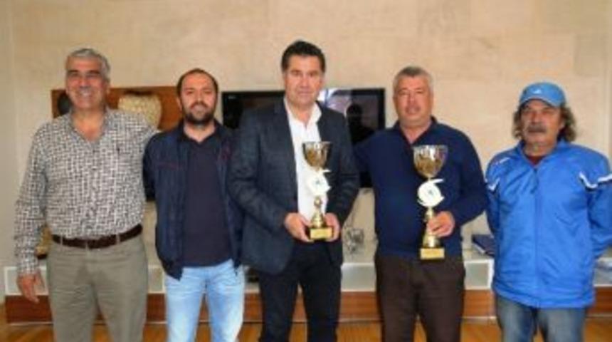 Başkan Kocadon, G&ouml;lt&uuml;rkb&uuml;k&uuml;spor&rsquo;u Tebrik Etti