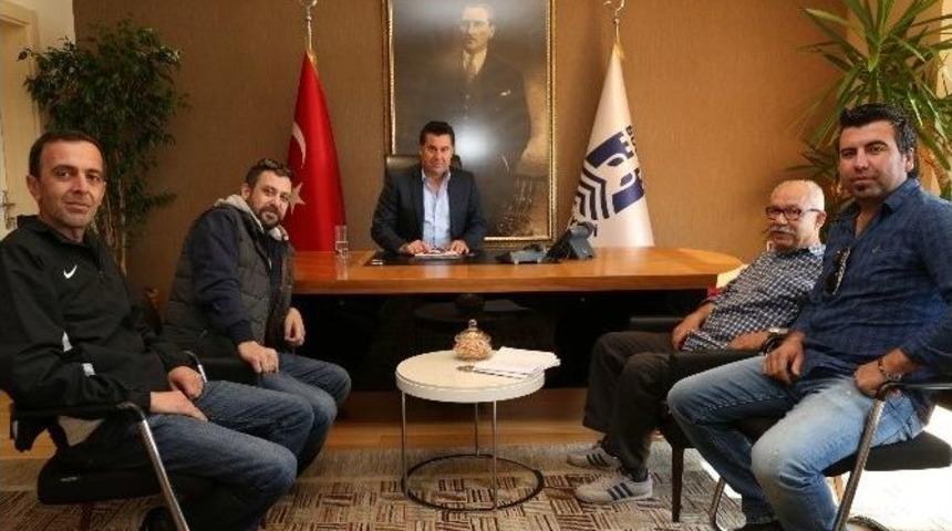 G&uuml;m&uuml;şl&uuml;k Gen&ccedil;likspor Başkanı Nejat İşler&rsquo;den Başkan Kocadon&rsquo;a Ziyaret