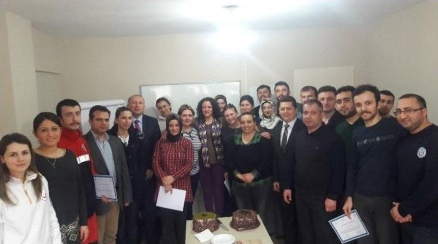 112 Personeline &ldquo;psikolojik İlk Yardım Eğitimi&rdquo; Projesi