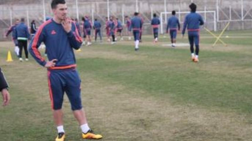 Alima Yeni Malatyaspor&rsquo;da Sandro Gotal İdmana &Ccedil;ıktı