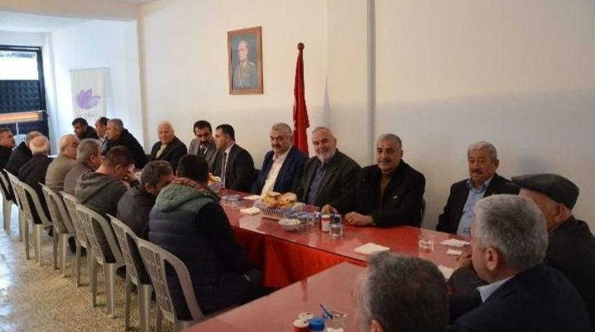 Başkan Aksoy Muhtarlar Ve İş&ccedil;ilerle Bir Araya Geldi