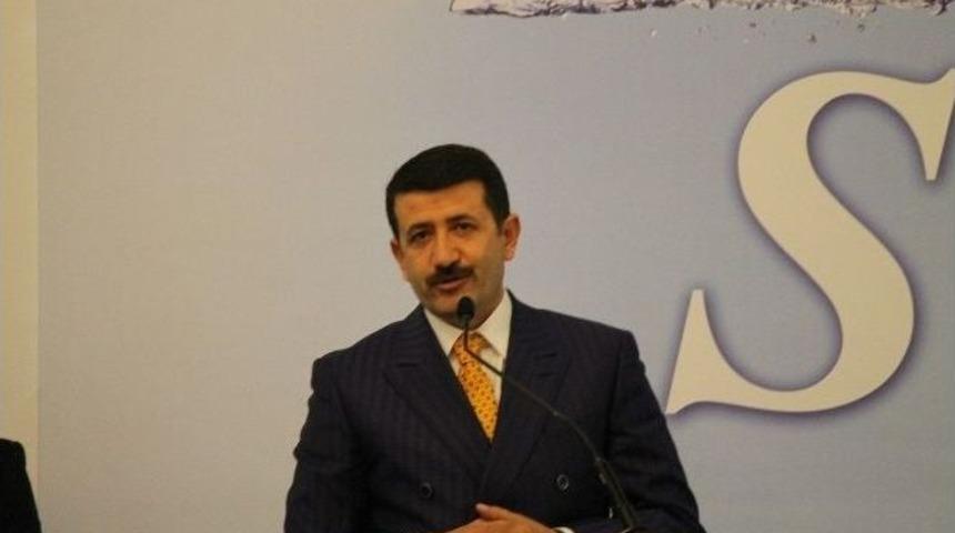 Şanlıurfa&rsquo;nın Eyy&uuml;biye Belediye Başkanı Mehmet Ekinci&rsquo;ye Anlamlı &Ouml;d&uuml;l