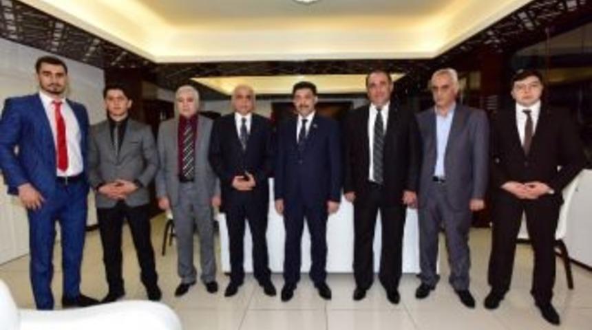 H&uuml;seynov: &ldquo;malatya &Ccedil;ok G&uuml;zel Bir Şehir&rdquo;