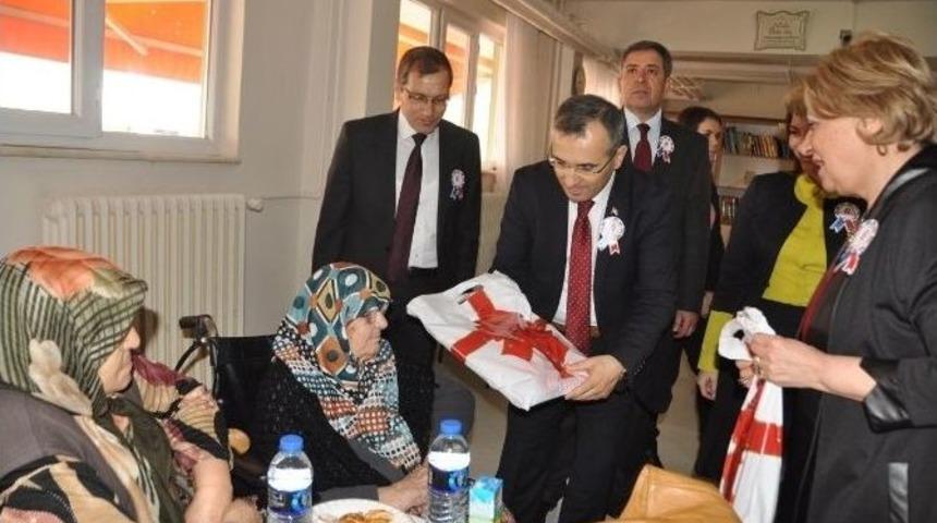 Huzurevi Sakinlerine Vergi Haftası Ziyareti