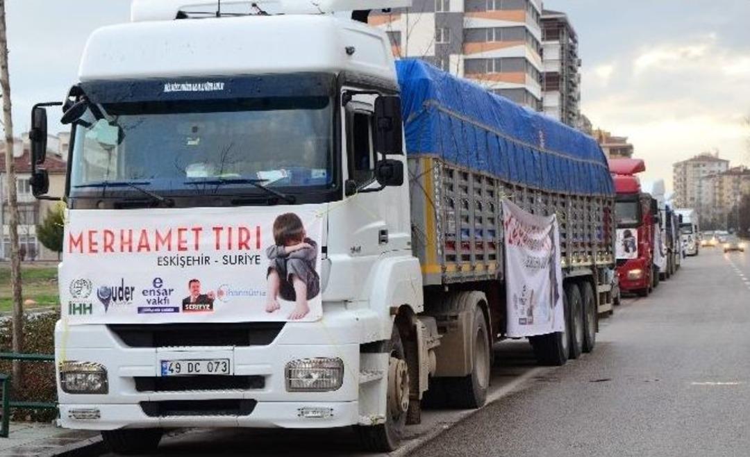 5 Tır Dolusu Yardım Eskişehir&rsquo;den Suriye&rsquo;ye Yola &Ccedil;ıktı