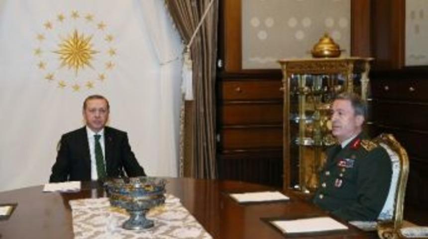 Cumhurbaşkanı Erdoğan, Genelkurmay Başkanı Orgeneral Akar&rsquo;ı Kabul Etti