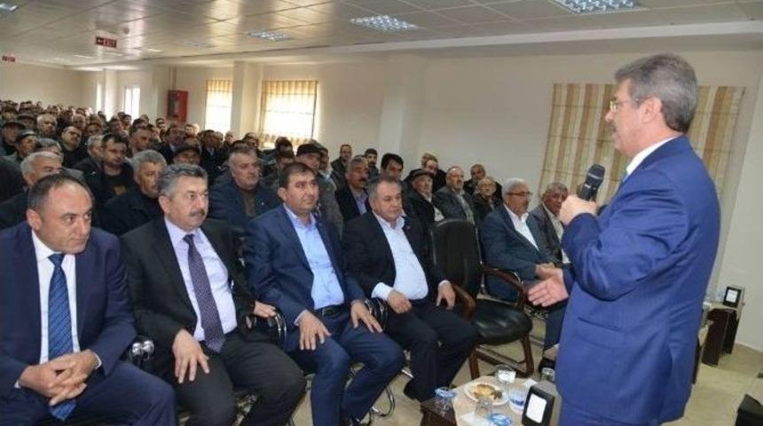 Kayseri Şeker&rsquo;den, Bir G&uuml;nde Bin &Ccedil;ift&ccedil;iye Pancarda Şeker Oranını Artırma Eğitimi