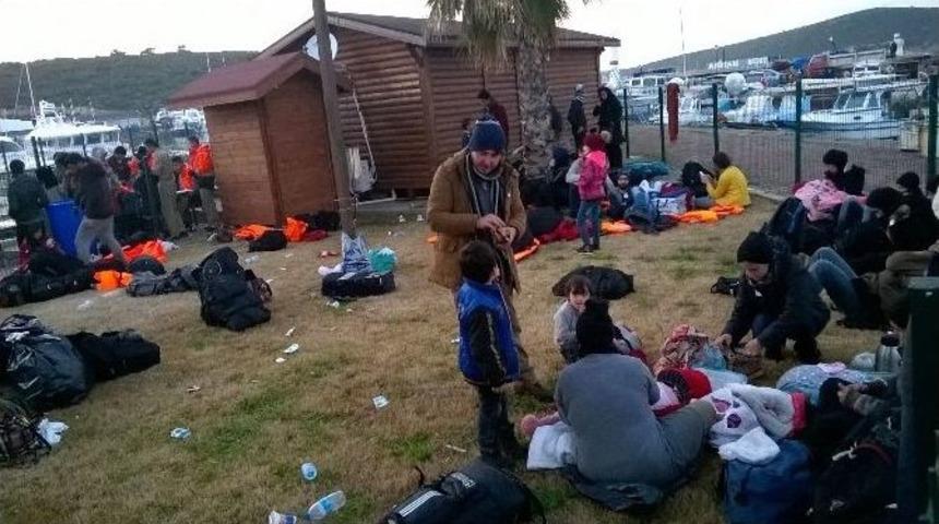 Sığacık K&ouml;rfezi A&ccedil;ıklarında 159 Kişi Yakalandı