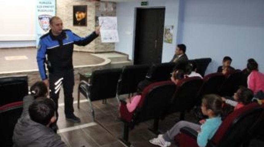 Kumluca&rsquo;da &Ouml;ğrencilere Uygulamalı Trafik Eğitimi