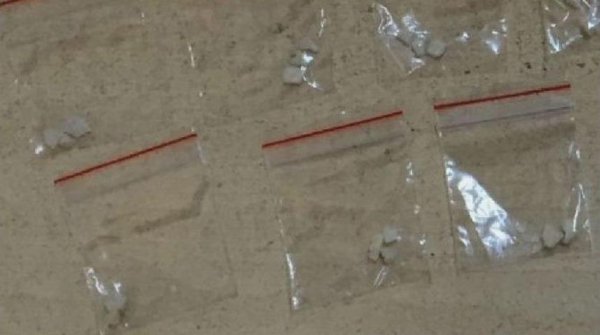 İzmir Polisi Uyuşturucu Tacirlerine G&ouml;z A&ccedil;tırmadı