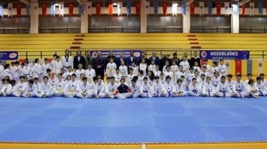 &Ccedil;ocuklar &lsquo;kuşak&rsquo; Atladı