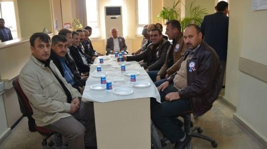 Kula Protokol&uuml; Vergi Dairesinde Bir Araya Geldi