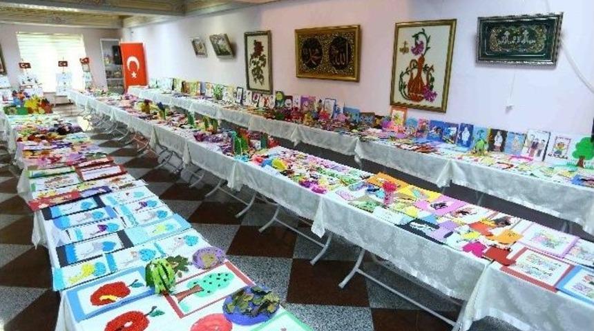 Bağcılarlı Kadınlar &lsquo;&ccedil;ocuk Gelişimi Sertifikası&rsquo; Aldı