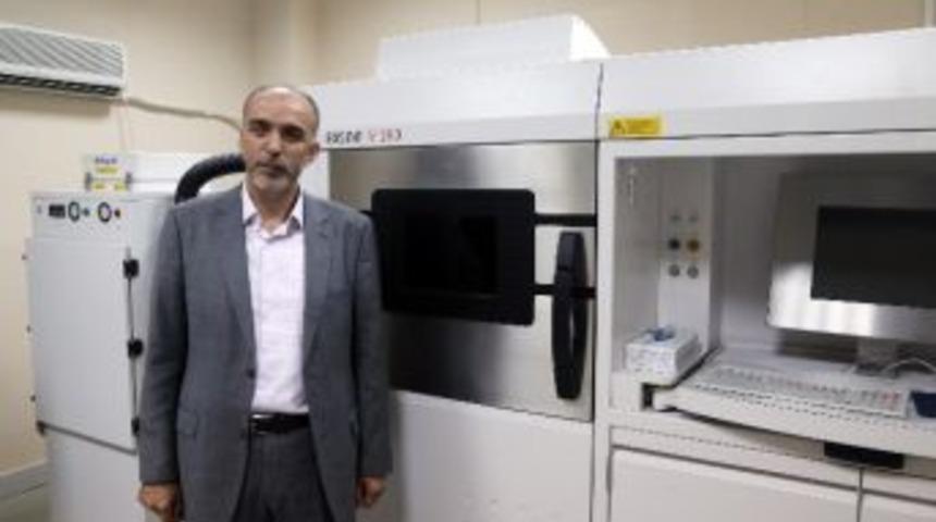 &Uuml;&ccedil; Boyutlu Yazıcıyla Kafatası İmplantı