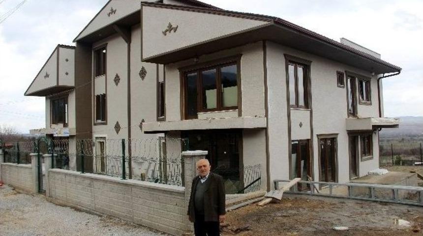 K&uuml;tahya&rsquo;nın İlk &Ccedil;elik Villası, 10,5 Şiddetindeki Depreme Bile Dayanıklı