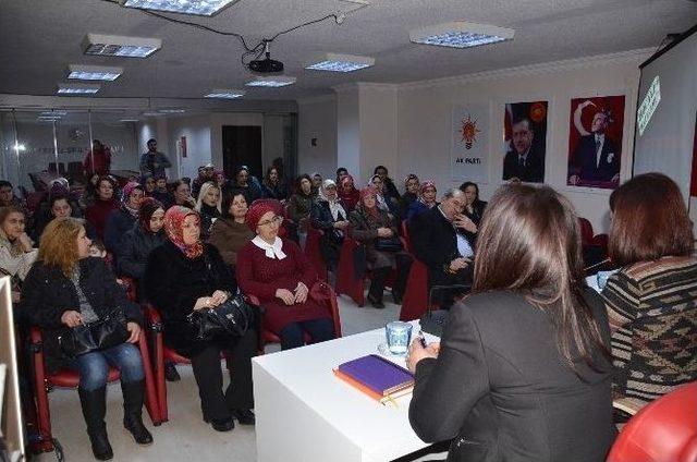 Ak Parti’li Kadınlar Hocalı Katliamını Andı