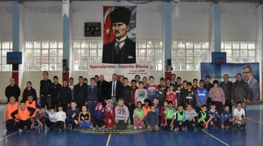 Bandırma&rsquo;da Zihinsel Engelli &Ouml;ğrenciler Olimpiyatlara Hazırlanıyor