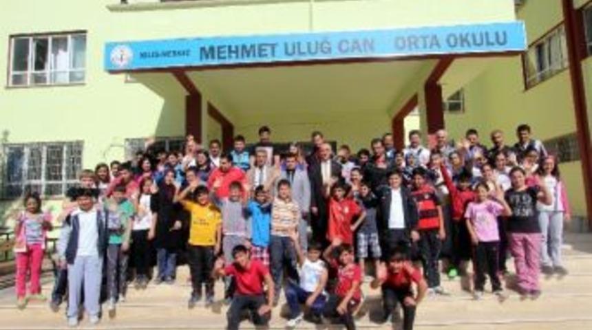 Gen&ccedil;lik Hizmetleri Ve Spor İl M&uuml;d&uuml;rl&uuml;ğ&uuml;nce Okul Ziyaretleri Devam Ediyor