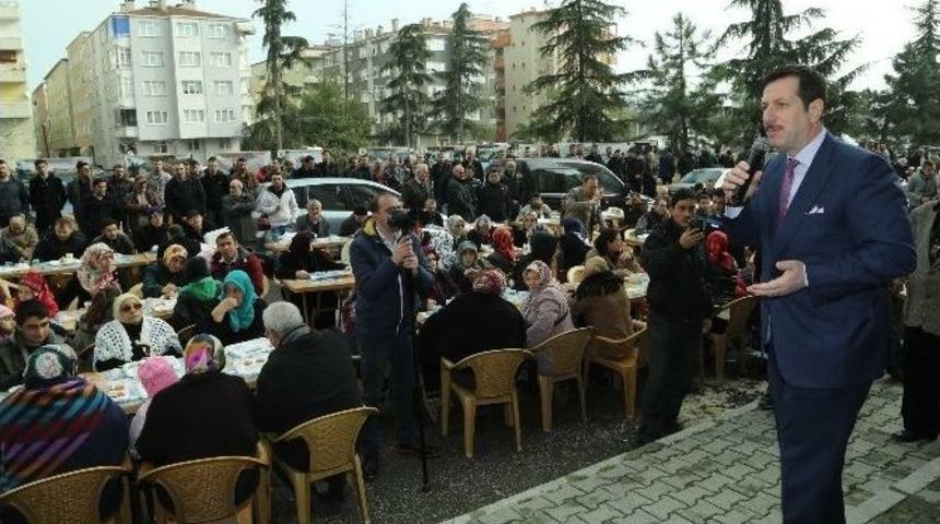 Miting Gibi Mahalle Kahvaltısı