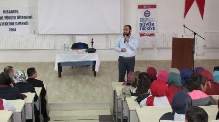 Lise &Ouml;ğrencilerine &rsquo;namazla Diriliş&rsquo; Konulu Konferans