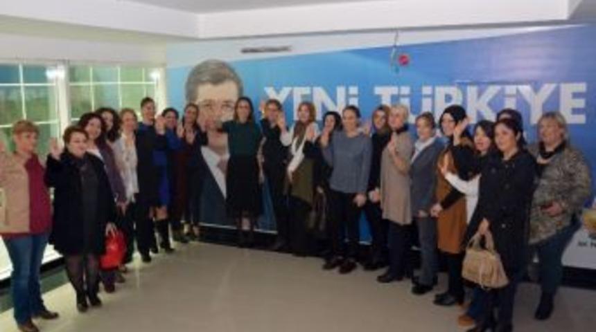 Ak Kadınlardan Başbakan&rsquo;a Doğum G&uuml;n&uuml; Videosu