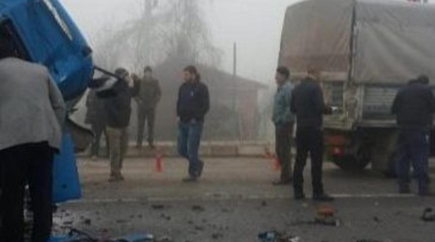 Yoğun Sis Kazayı Beraberinde Getirdi