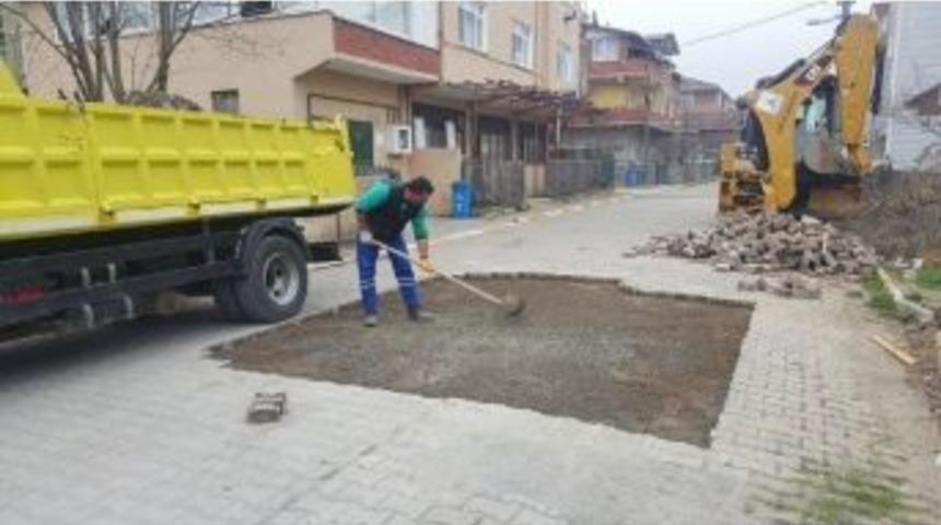 Kartepe&rsquo;de Parke Tamiratı &Ccedil;alışmaları S&uuml;r&uuml;yor