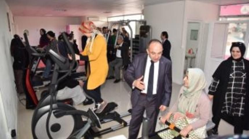 Kartepeli Kadınlar, Spor Merkezinden &Ccedil;ok Memnun