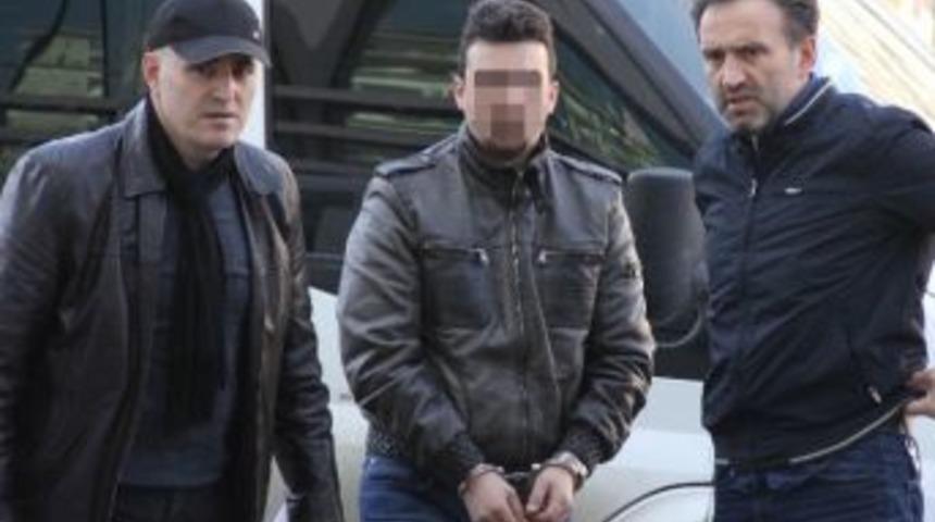 Eşini Balkondan Attığı İddia Edilen Koca G&ouml;zaltına Alındı