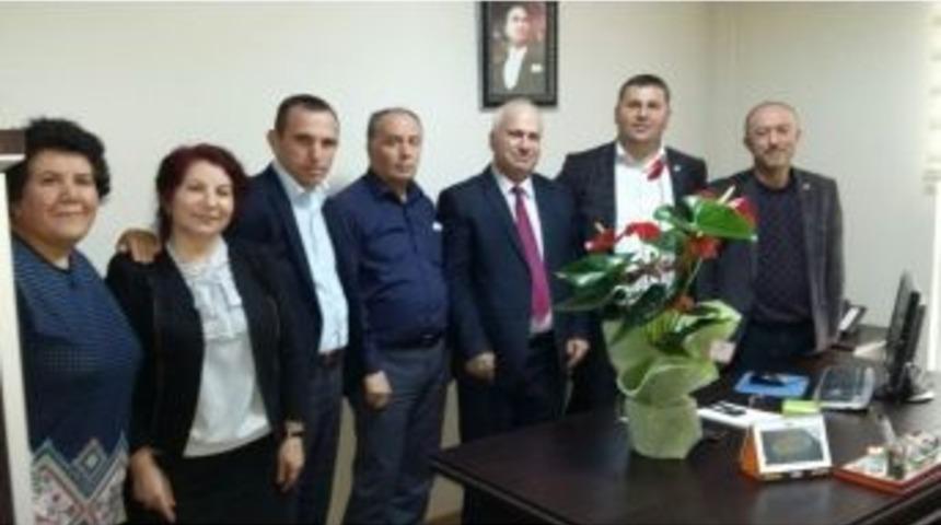 Kartepe&rsquo;de Muhtarlar Belediyeden Memnun