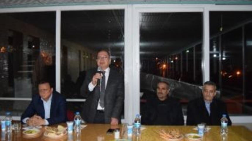 Kazgan, Ak&ccedil;adağlı İş Adamları İle Bir Araya Geldi