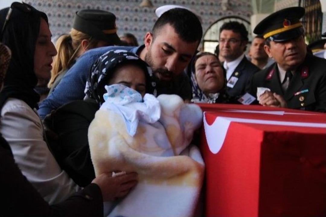 Şehit Cenazesinde Ter&ouml;re B&uuml;y&uuml;k &Ouml;fke