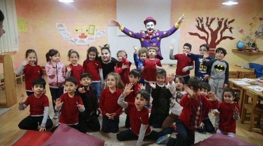 Alanya&rsquo;da &Ccedil;ocuklar Tiyatroyla Buluşmaya Devam Ediyor