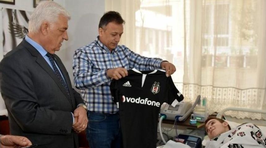 Beşiktaşlı Başkandan Beşiktaş Taraftarına Ziyaret