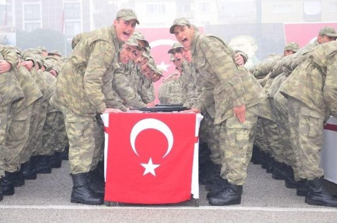 Yemin T&ouml;reninde G&ouml;zyaşlarını Tutamadılar