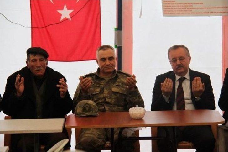 Vali Günay Özdemir’den Şehit Astsubay Doğukan Tazegül’ün Yakınlarına Taziye Ziyareti G1