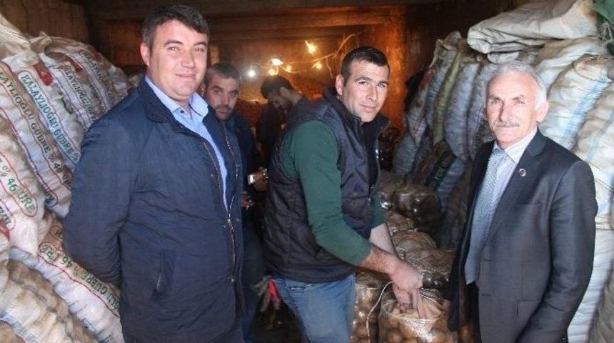 Ter&ouml;r, Patates &Uuml;reticilerini Vurdu