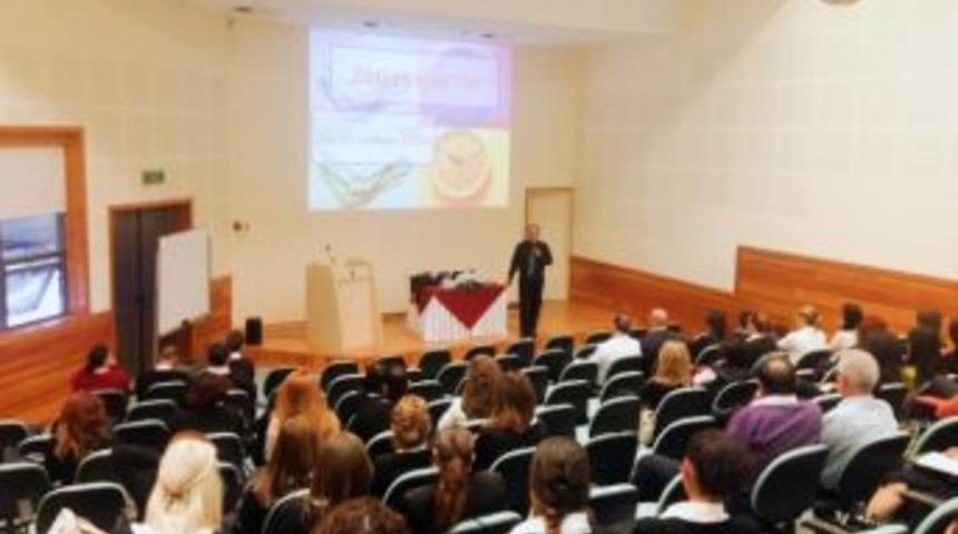 Yakın Doğu &Uuml;niversitesi Personeline Etkili İletişim Ve Empati Semineri