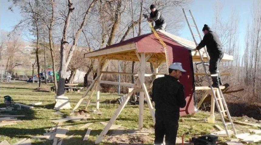 Seyitgazi Belediyesi Sosyal Alanlara Kamelya Kurmaya Devam Ediyor