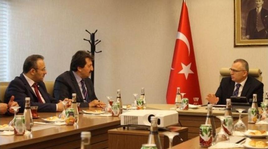 Bayburt Tso&rsquo;dan Bakan Ağbal&rsquo;a Ziyaret