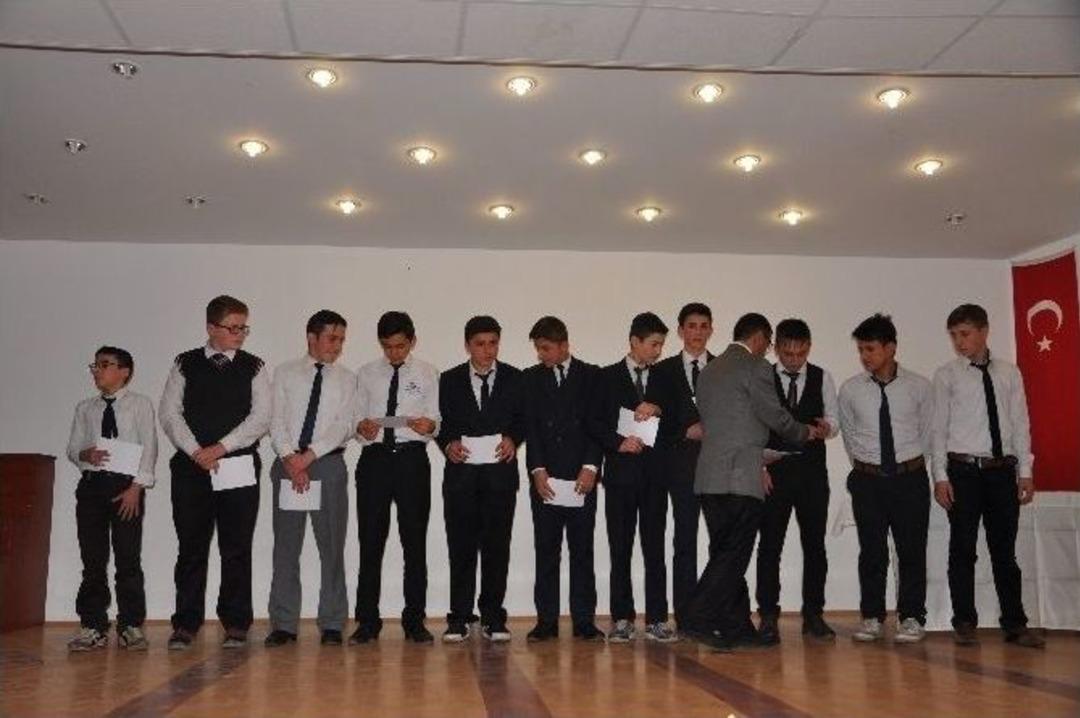 Ezan Ve Kur&rsquo;an-ı Kerim&rsquo;i G&uuml;zel Okuma Yarışması D&uuml;zenlendi