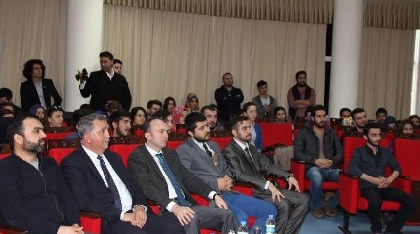 Hocalı Katliamında &Ouml;lenler Od&uuml;&rsquo;de Anıldı