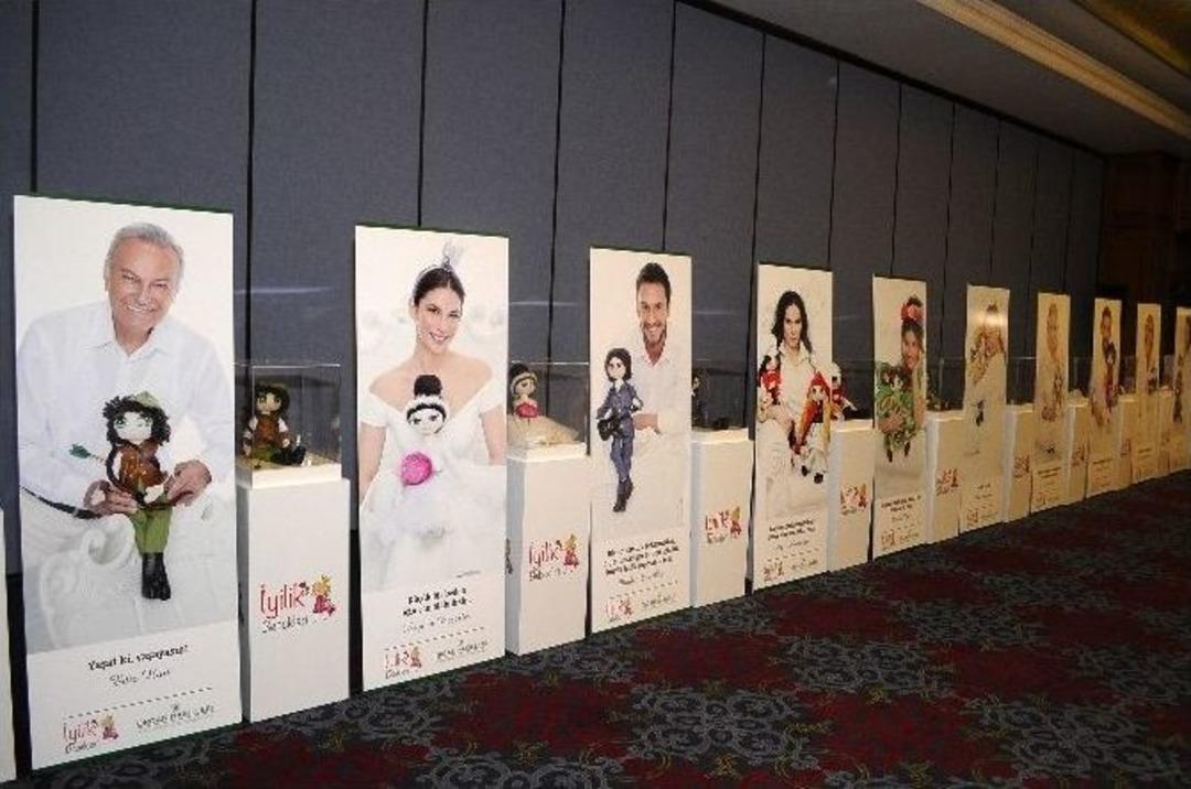 &Uuml;nl&uuml; İsimler &rsquo;iyilik Bebekleri&rsquo;ne Hayat Verdi