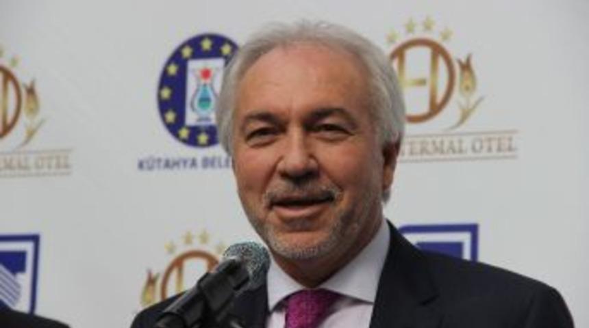 Başkan Kamil Sara&ccedil;oğlu&rsquo;ndan, Ilıca Harlek Termal Oteli Yenileyen Ekibe &Ouml;zel Teşekk&uuml;r