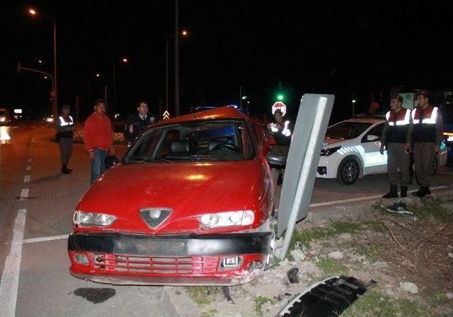 Gültepe Kavşağında Trafik Kazası: 6 Yaralı